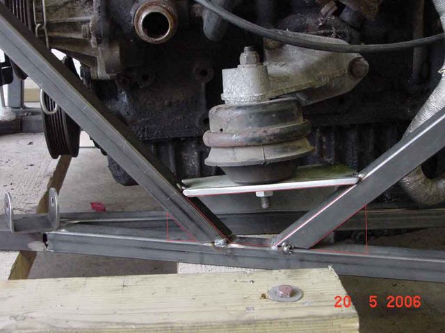 Rescued attachment engine bracket l copy.jpg